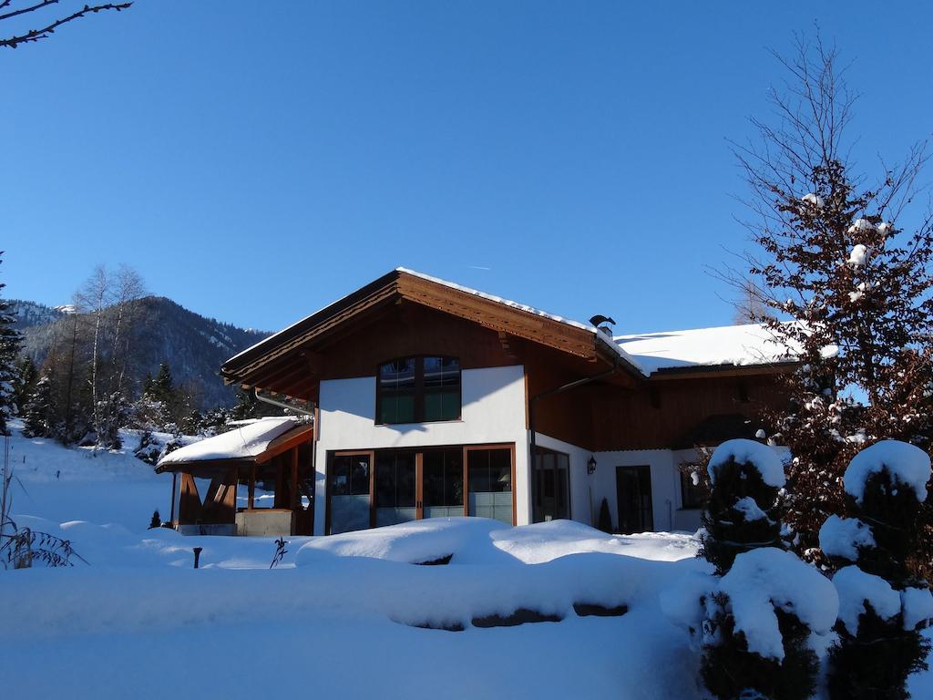 Ferienwohnung Irmgard Steinberg am Rofan Exterior photo