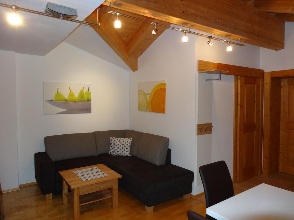Ferienwohnung Irmgard Steinberg am Rofan Room photo